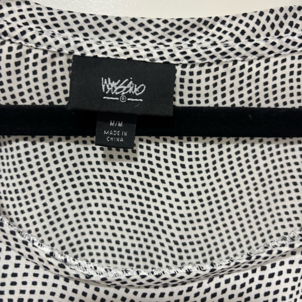 Mossimo Black and White Patterned Top Women’s Medium Sheer with Cap Sleeves